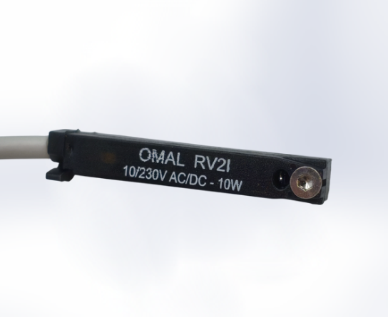 Omal RV2I Manyetik Piston Sensörü – 2 telli reed, 10/240 V AC/DC, IP67